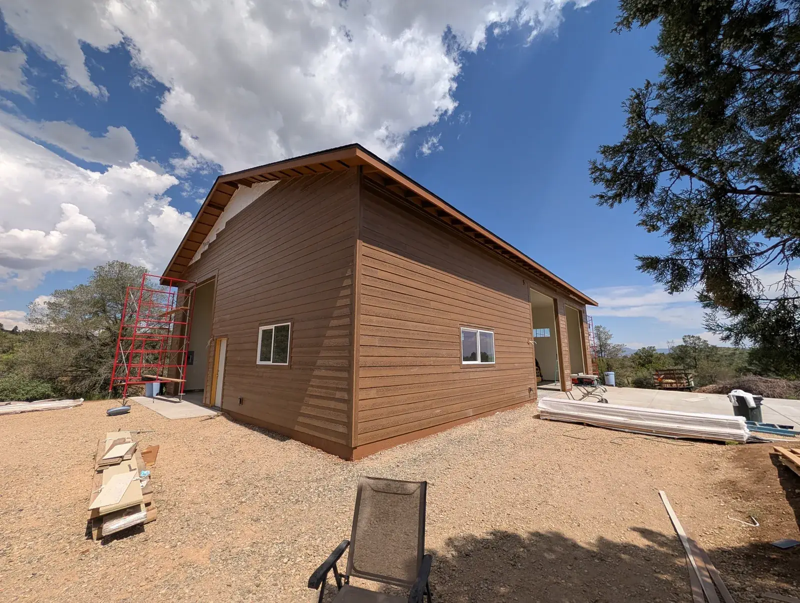 New home exterior with fresh siding built by Carlson Construction in Northern Arizona